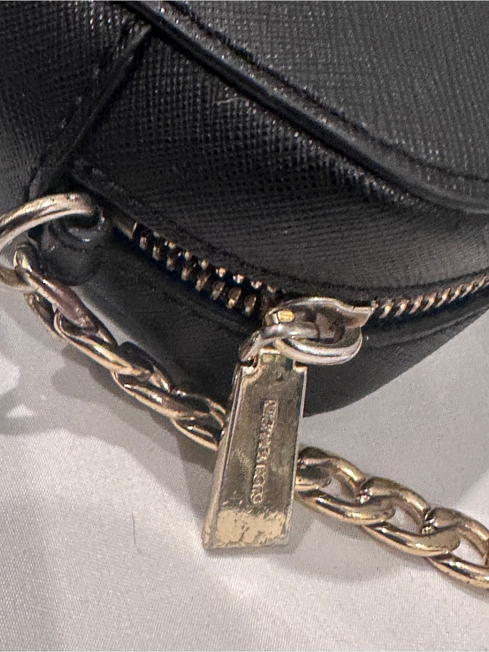 Michael Kors Jet Set Black Crossbody Bag Gold Hardware - Picture 6 of 12